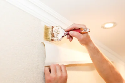 Pose de papier peint à Pimbo — revêtements muraux et toiles de verre